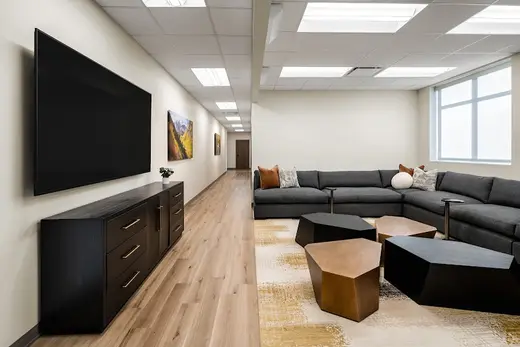 All Points North: APN Dallas Fort Worth Detox, Residential Treatment, &amp; IOP - interior photo