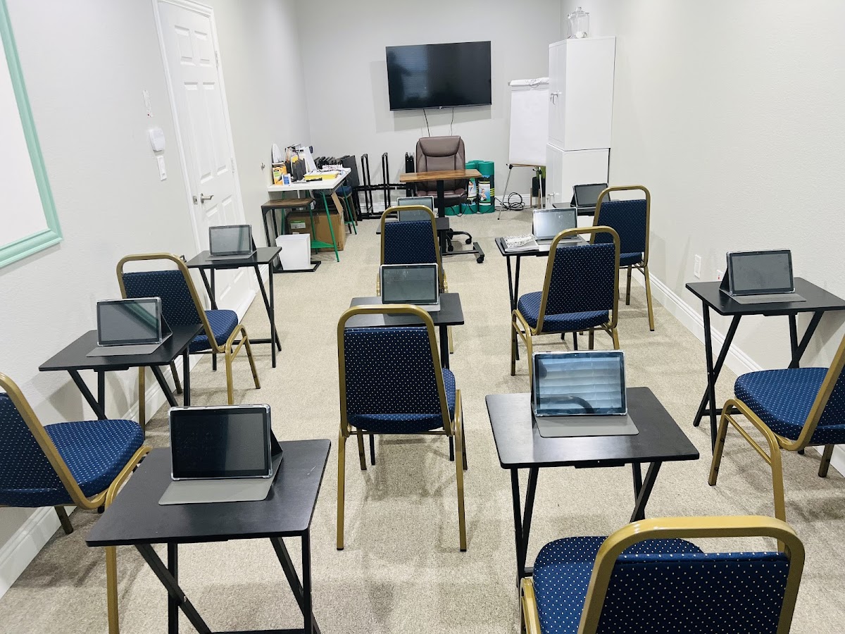 Redeem Recovery Centers: Lewisville - Photo 3