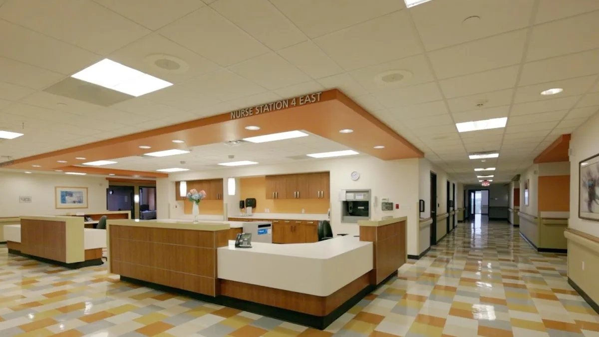 Advanced Dallas Hospital &amp; Clinics - interior photo