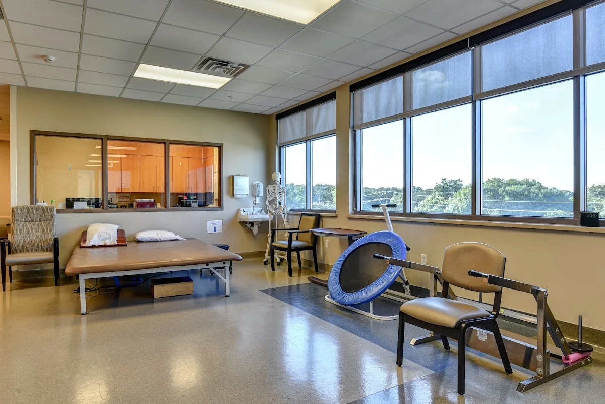 Encompass Health Rehabilitation Hospital of Dallas - Photo 3