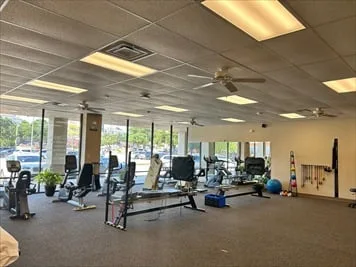Baylor Scott & White Outpatient Therapy - Dallas - Central Expressway - 사진 3