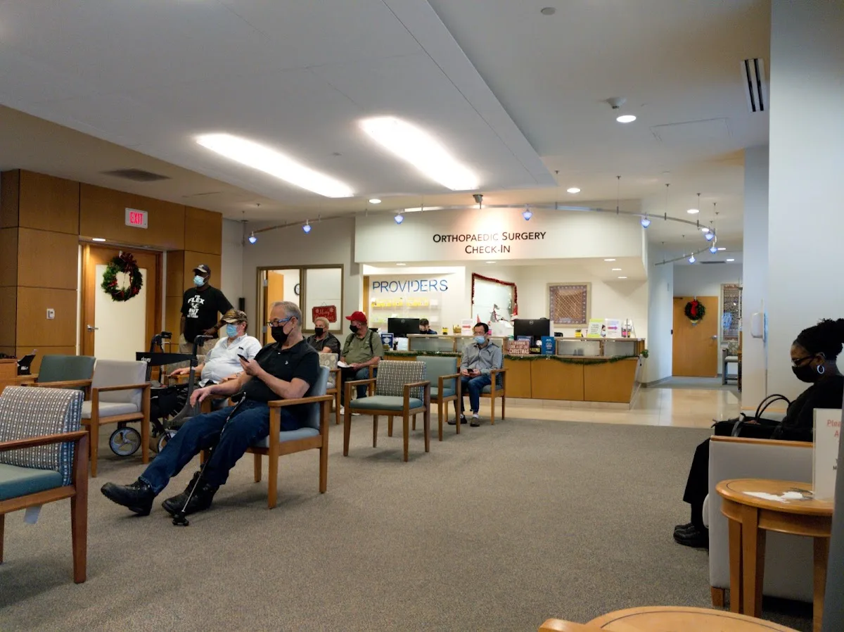 UT Southwestern Outpatient Building - Foto 4