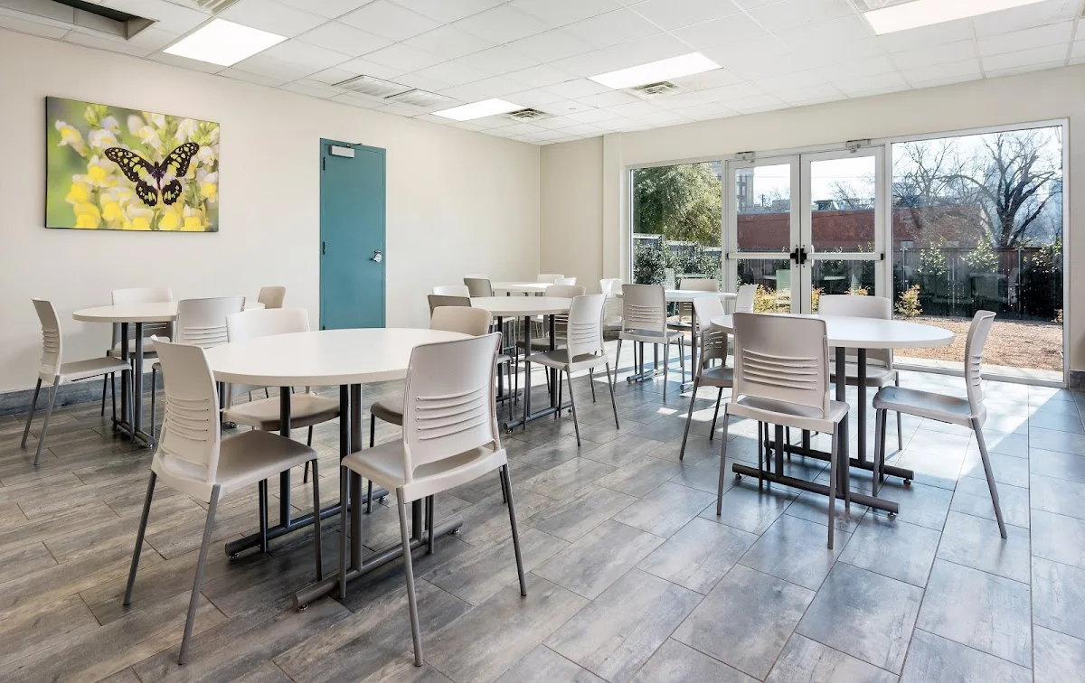 Phoenix House Texas - Dallas - Ảnh 5