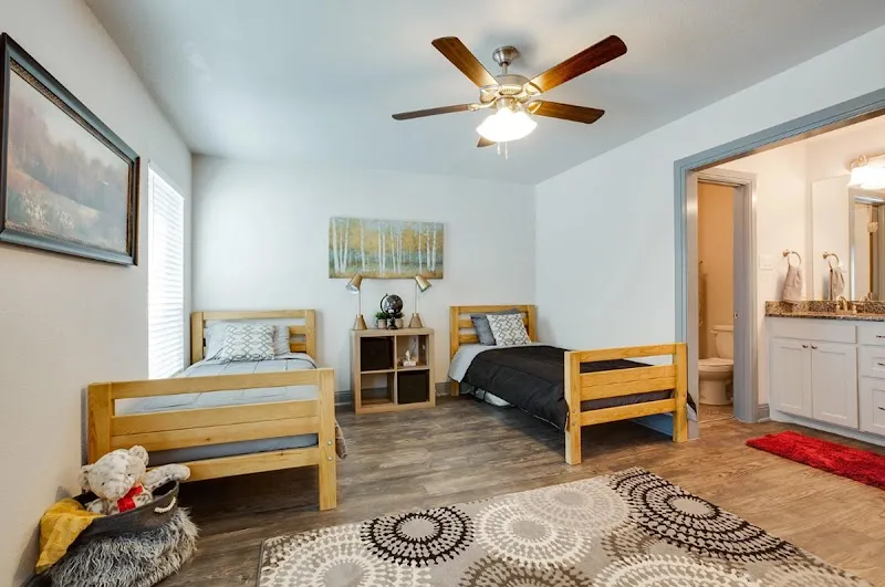 Trevor's House - Fort Worth Medical Detox & Sober Living - Photo 2