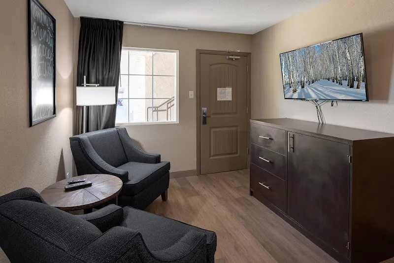 Resolutions Arlington Sober Living - Photo 3