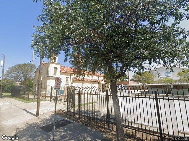 Austin Street Center - Photo 5