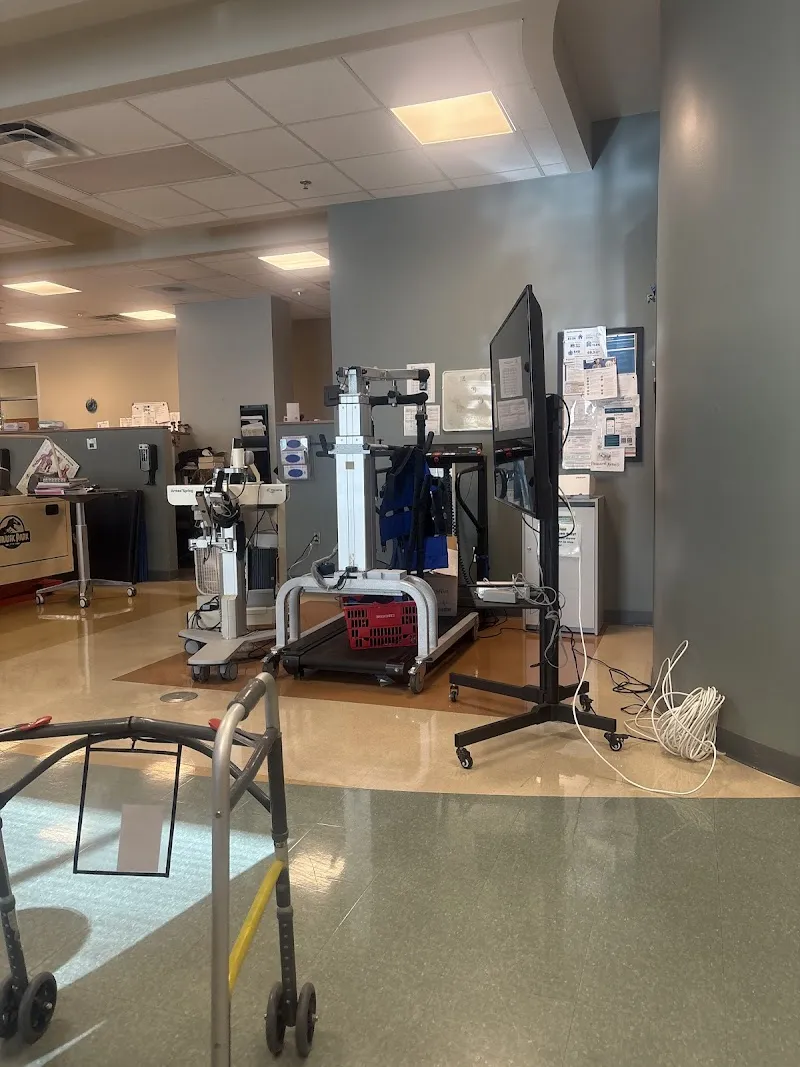Baylor Scott & White Institute for Rehabilitation - Fort Worth - Foto 2