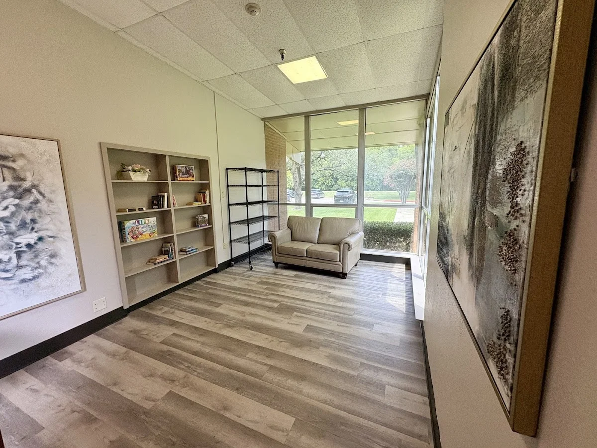 Five Points at Lake Highlands - 사진 5