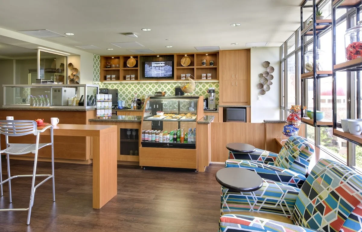 PureHealth Transitional Care at Texas Health Presbyterian - 照片 4