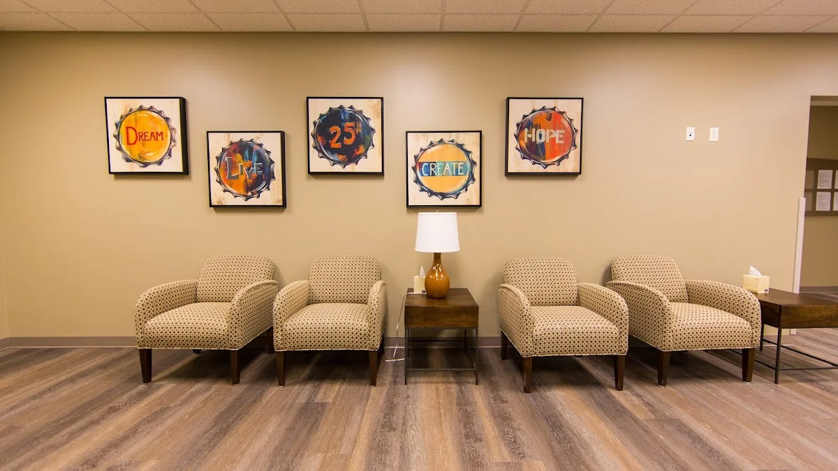 Greenhouse Outpatient - Photo 4